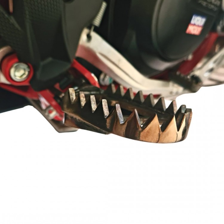 Mitigator Gator Foot Pegs Fits Beta Xtrainer 2015-2025 / Beta RR 2015-2019